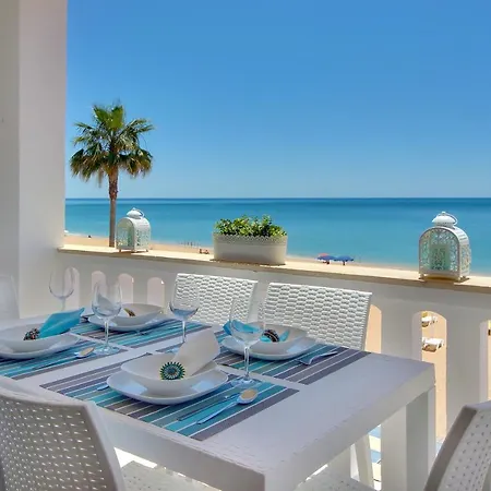 Casa Pe Na Areia- Unique Spot- Front By Dreamvillasalbufeira *